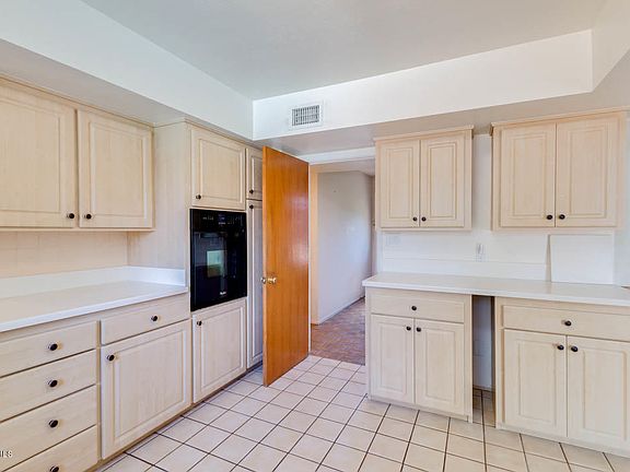 4th image of 8502 E Turney Ave