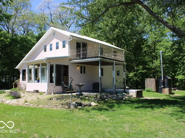 10162 N New Richmond Rd, New Richmond, IN 47967