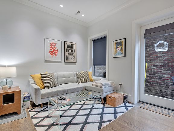 3rd image of 418 7th St SE APT 102