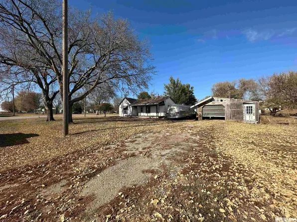 580 Broadway St, Sterling, NE 68443
