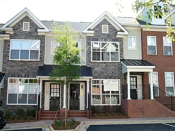 1111 Glenridge Pl, Sandy Springs, GA 30342