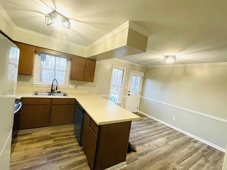 924 Hearthridge Ct #A — Photo 3