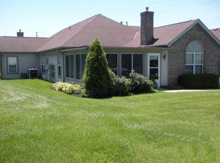 50 Villa Pointe Dr, Columbus, OH 43213