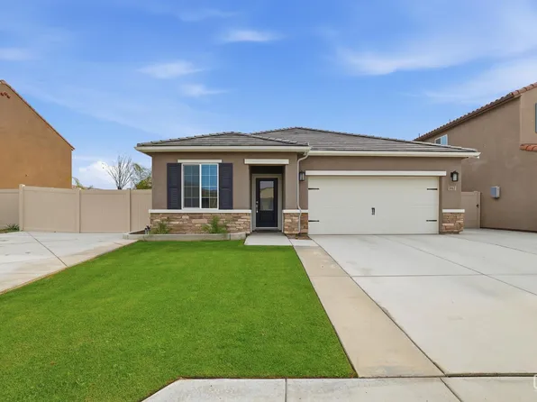 7812 Strawberry Ln, Bakersfield, CA 93313