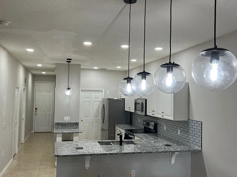 3421 Home Town Ln — Photo 3