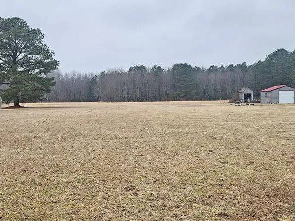 47-33 Fairfield Ln, Dunnsville, VA 22454