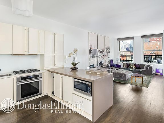 2nd image of 650 6th Ave APT 5H