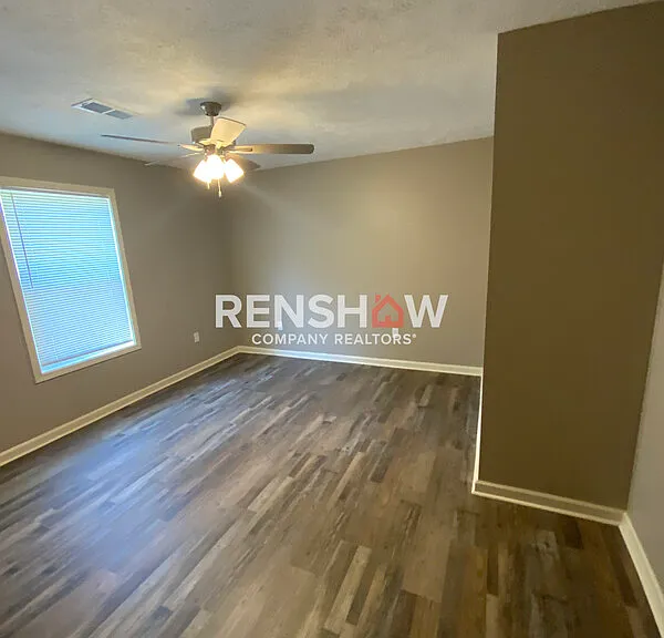 133 Hawthorne Ave — Photo 11