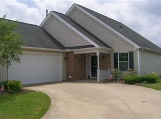 8498 Waterside Dr, Northfield, OH
