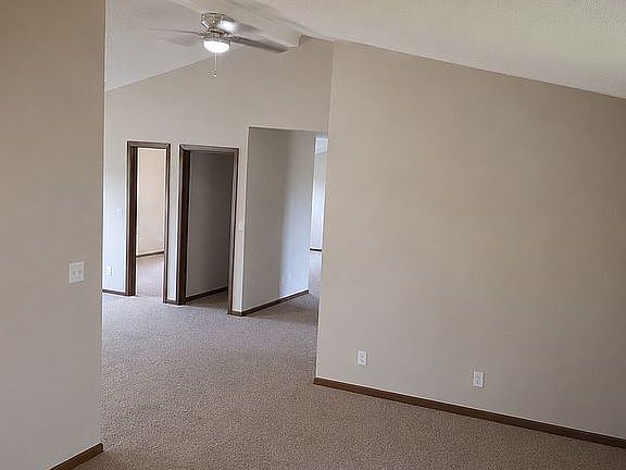 2nd image of 1008 W 4th St