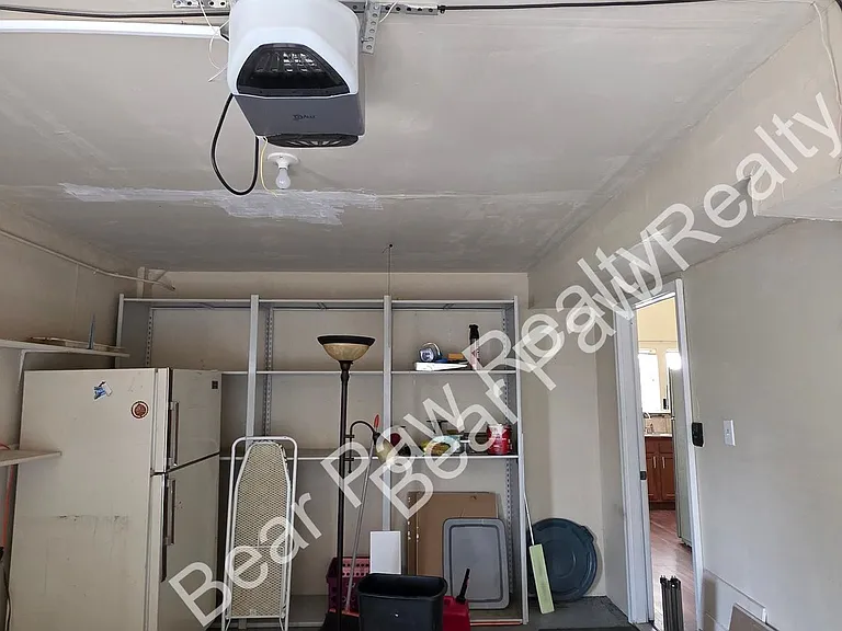 322 Hacienda Ct — Photo 19