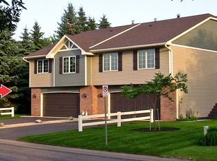 170 Transit Ave, Roseville, MN 55113
