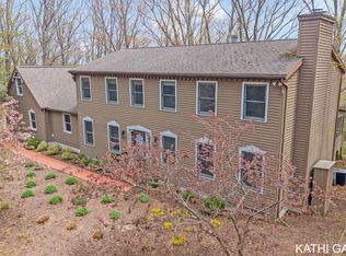 313 Stickney Ridge Rd, Grand haven, MI 49417