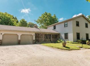 3270 Center Rd, Cedarburg, WI 53012