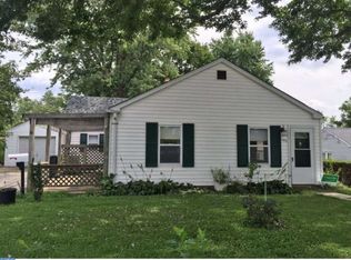 1208 Field Rd, Wilmington, DE 19805