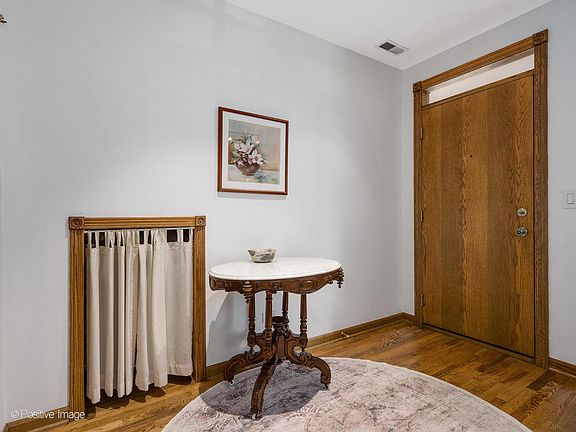 2nd image of 1464 W Carmen Ave #2