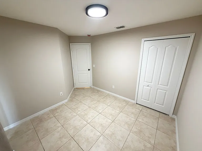 38 Vanna Ct — Photo 25