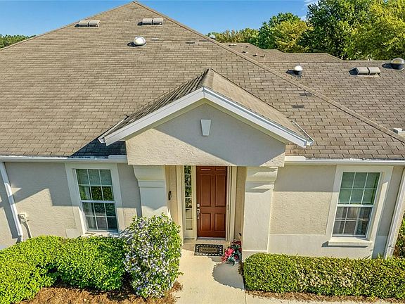 3rd image of 9565 SW 70th Loop