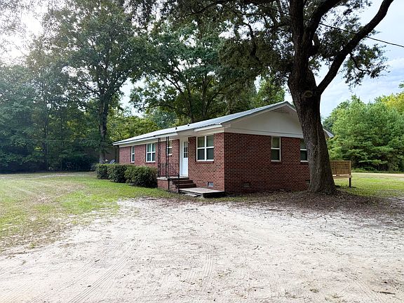 3rd image of 17489 Augusta Hwy