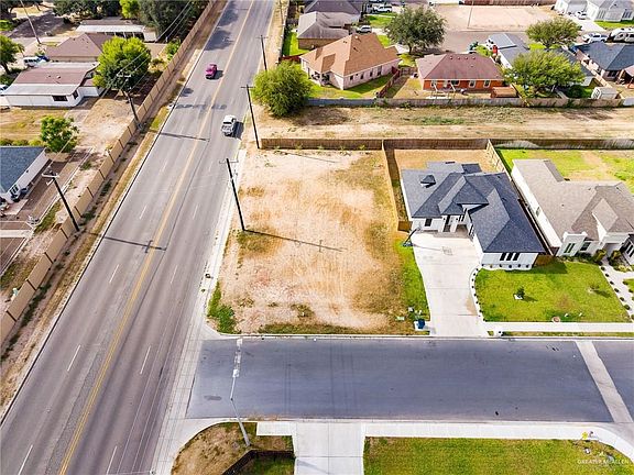 2nd image of 501 Hunter Dr