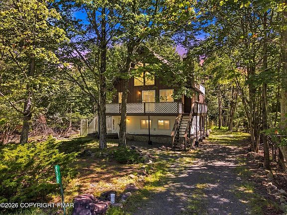 3rd image of 6520 Runnymeade Ln