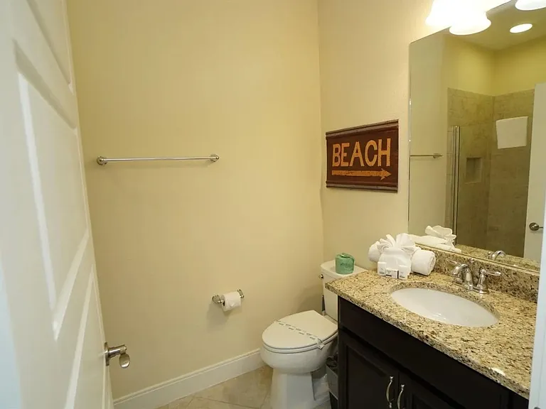 510 Captiva Dr — Photo 40