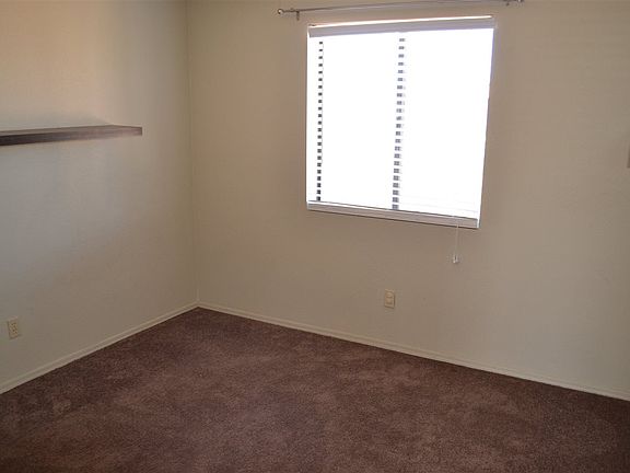 5th image of 2194 E 27th Ln