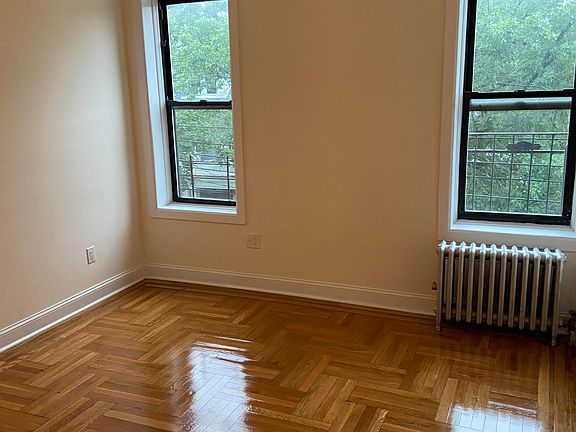 3rd image of 8915 102nd St #C7