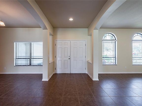 3rd image of 3325 Little Acre Ln