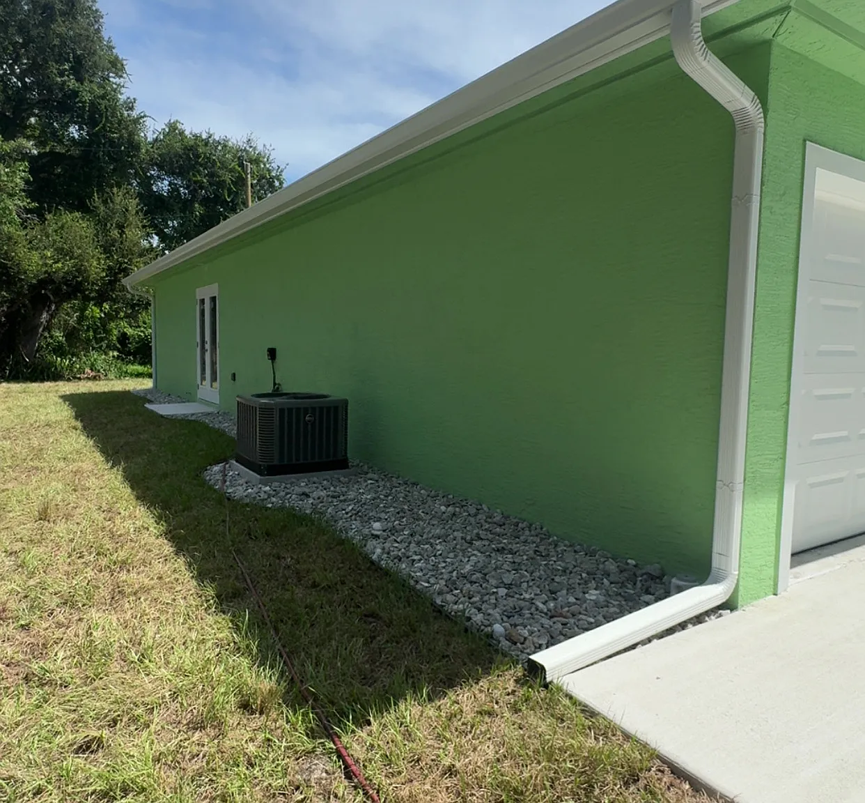 3 bed, 1492 sqft, $2,200 — Photo 3