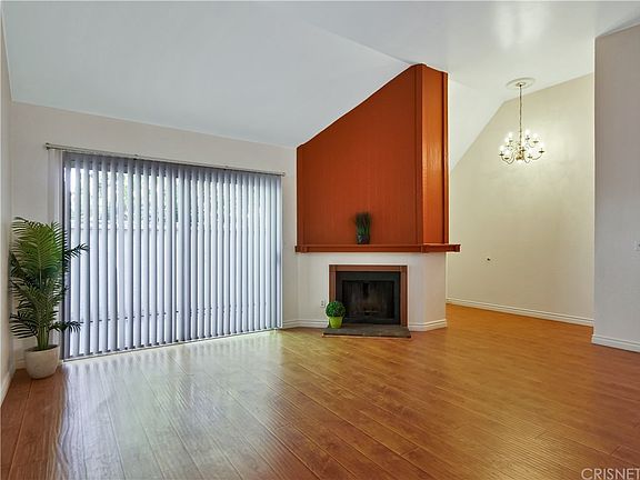 5th image of 8851 Independence Ave APT 32