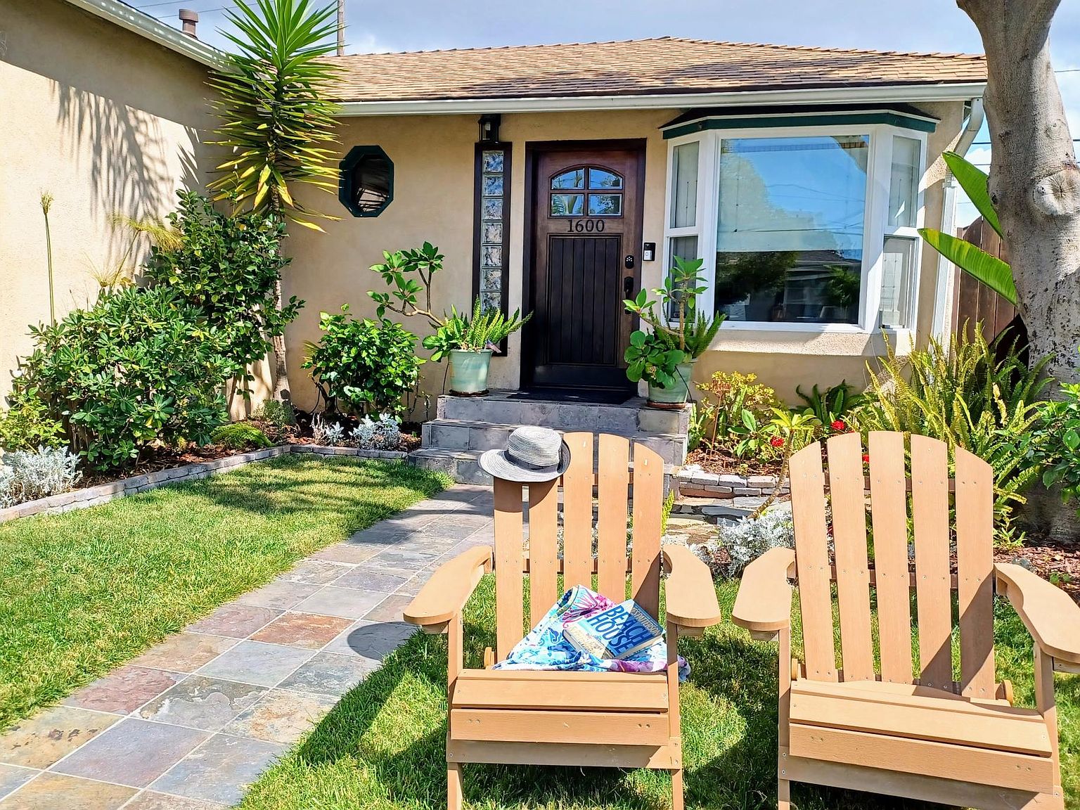 Manhattan Beach, CA 90266