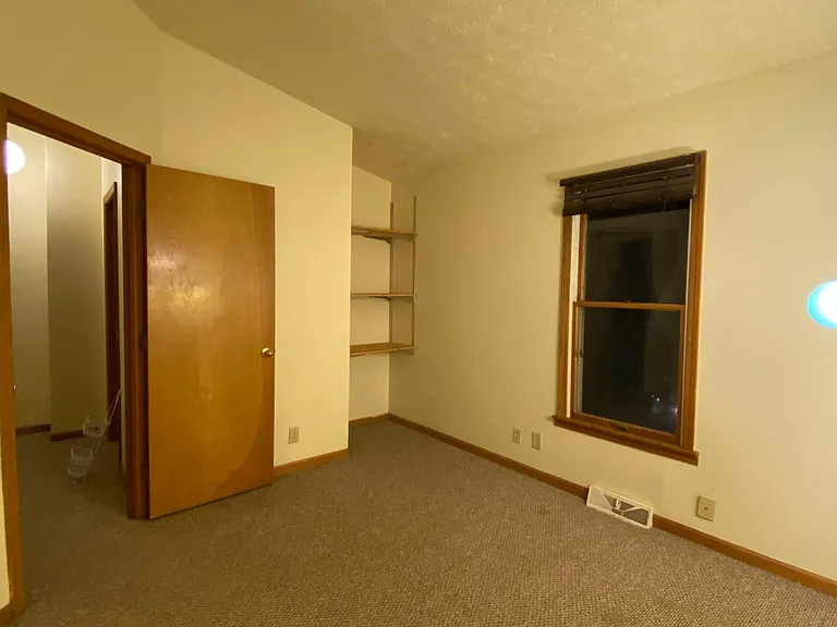 607 S 23rd St — Photo 12