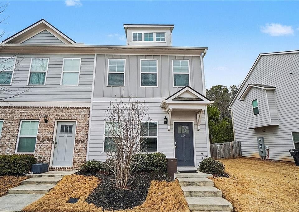 1st image of 809 Ambient Way SW