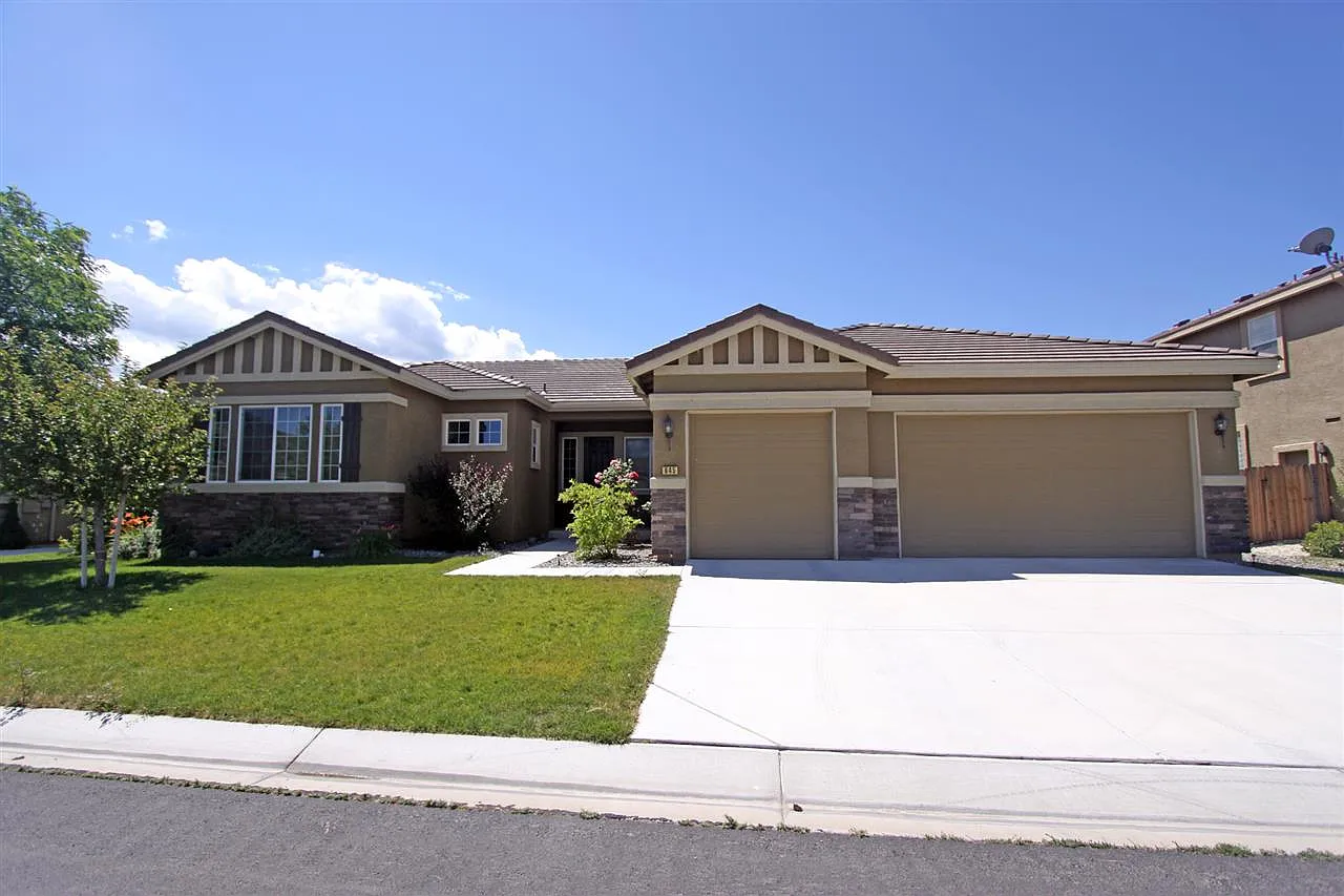 645 Saint Andrews Dr photo 1