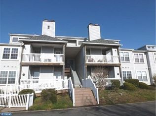 803 Waters Edge Dr, Newark, DE 19702