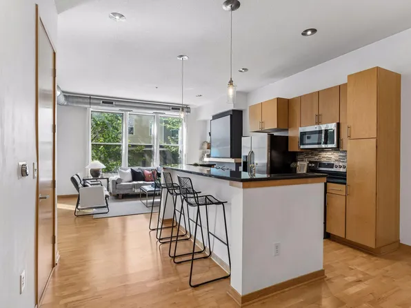 3640 Wooddale Ave S Unit 111, Saint Louis Park, MN 55416