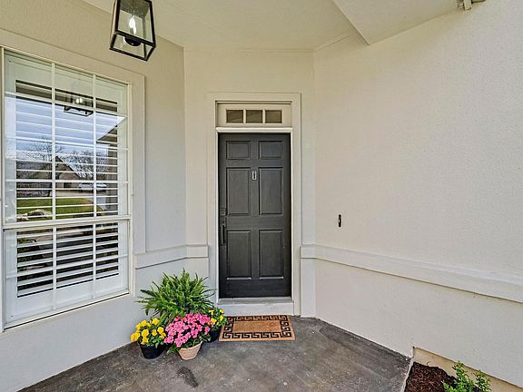 3rd image of 5000 Valburn Ct