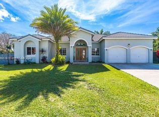 13106 SW 218th Ter, Miami, FL 33170