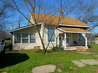 109 N Goodman Ave, Kerens, TX 75144