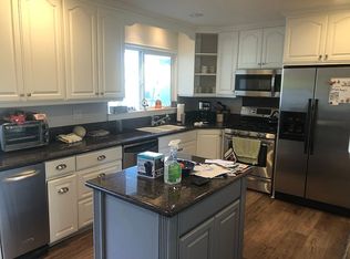 648 Randy Dr, Thousand Oaks, CA 91320