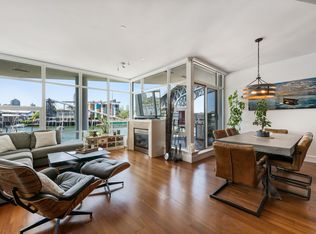 628 Kinghorne Mews #203, Vancouver, BC