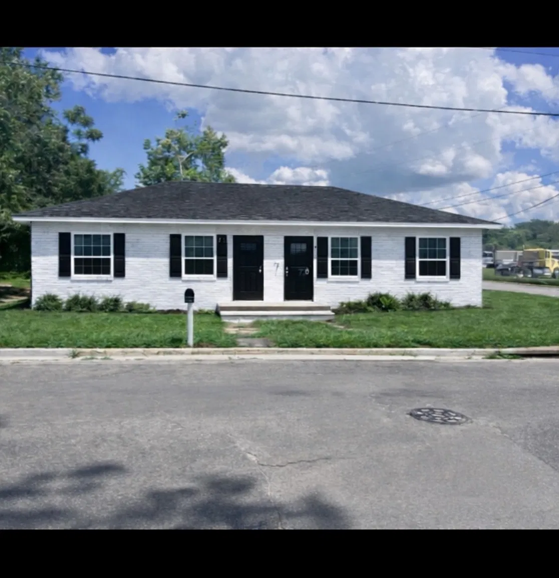 649 Rowe St. Havenwood — Photo 1