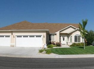 1486 Longfellow Ln, Gardnerville, NV 89410