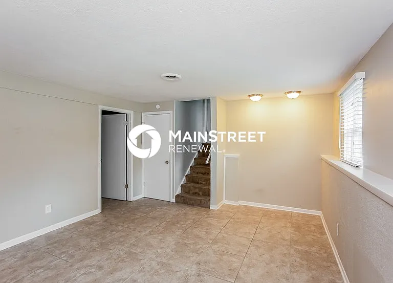 922 Waring Dr W — Photo 17