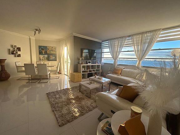 2nd image of 11930 N Bayshore Dr APT 1106