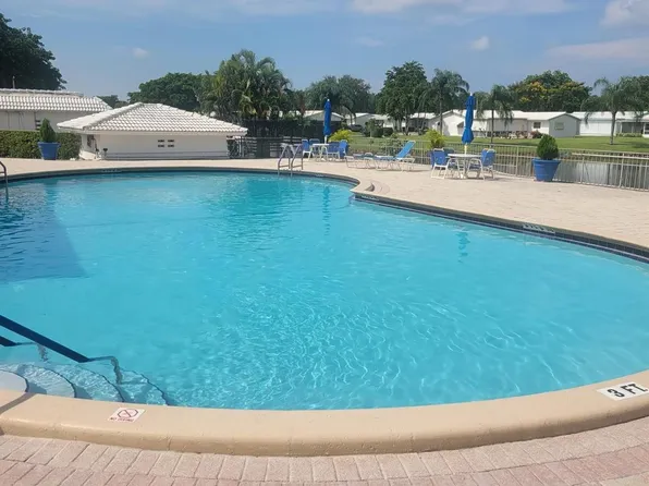 8442 NW 10th Street #A54, Plantation, FL 33322