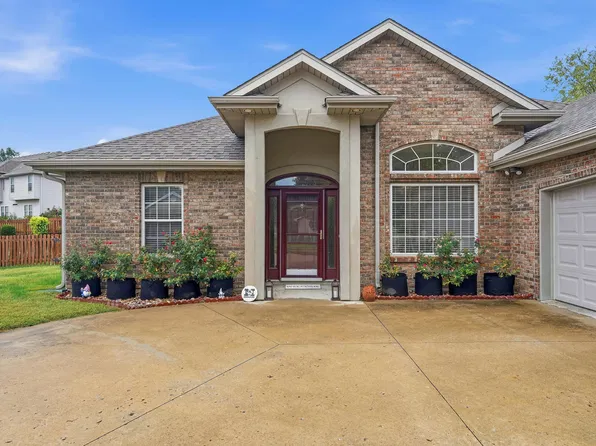 2503 Longview Dr, Columbia, MO 65203
