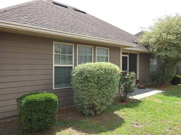 4105 Silver Gln — Photo 11