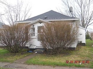 112 S Columbia Ave, Scottville, MI 49454
